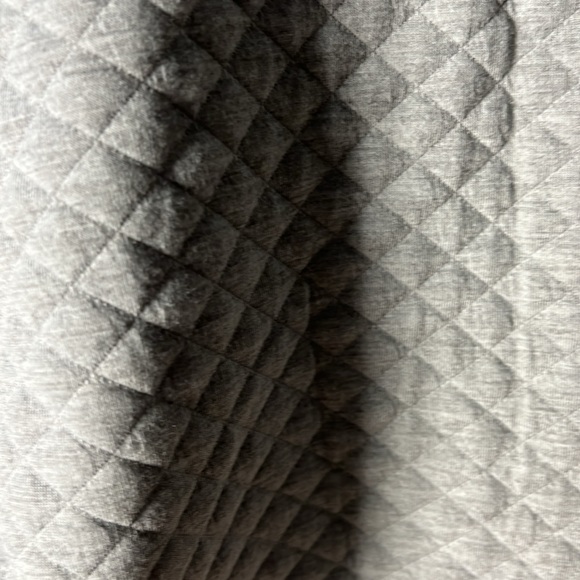 Forever 21 quilted hoodie NWT - Picture 5 of 6